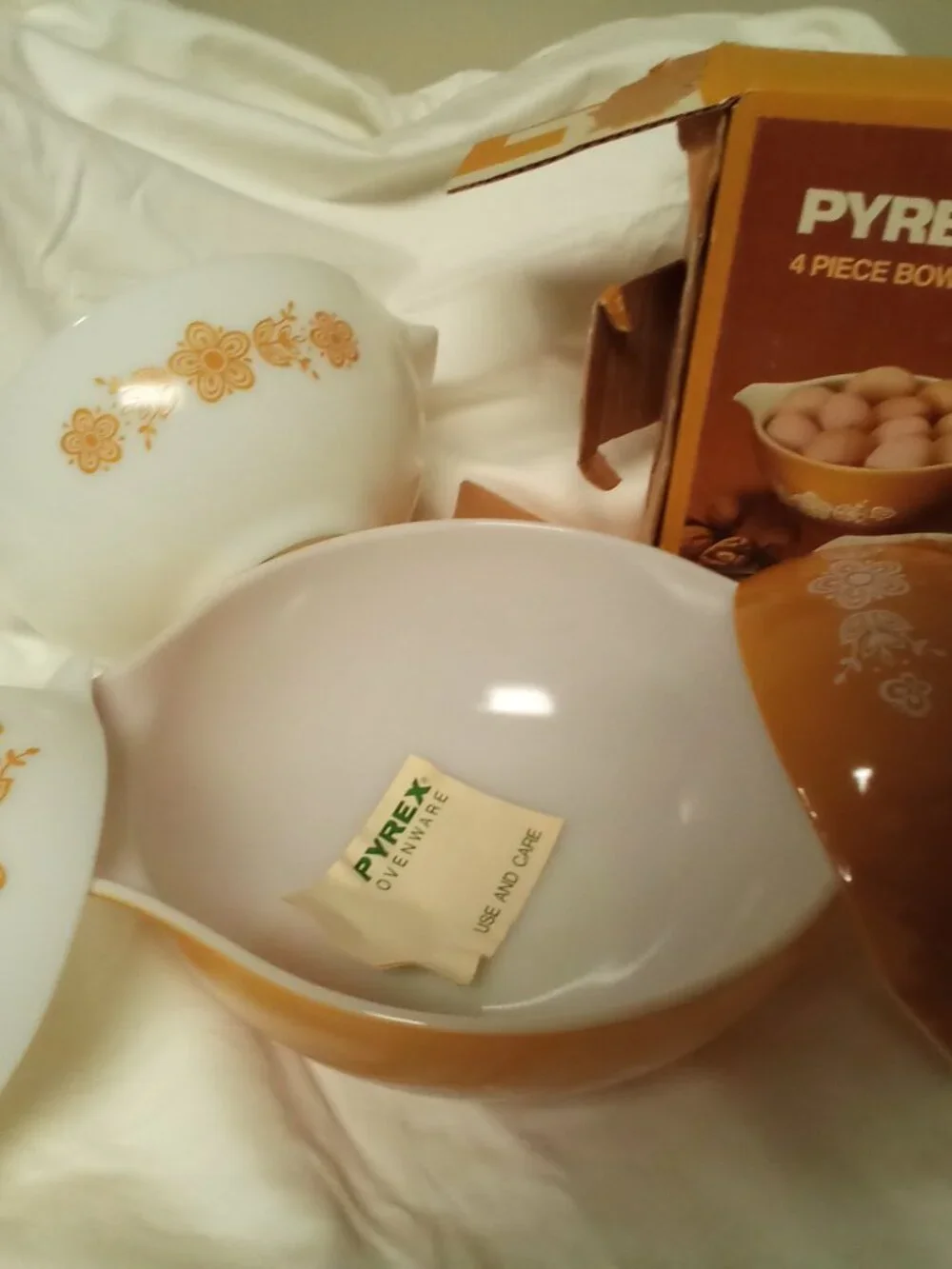 Pyrex Compatibles, Butterfly Gold